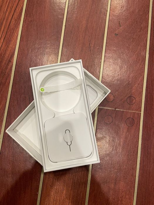 Iphone 15 черный цвет 100% Акб