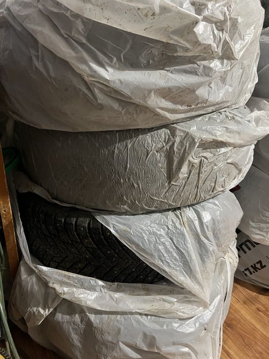 Продам комплект зимы