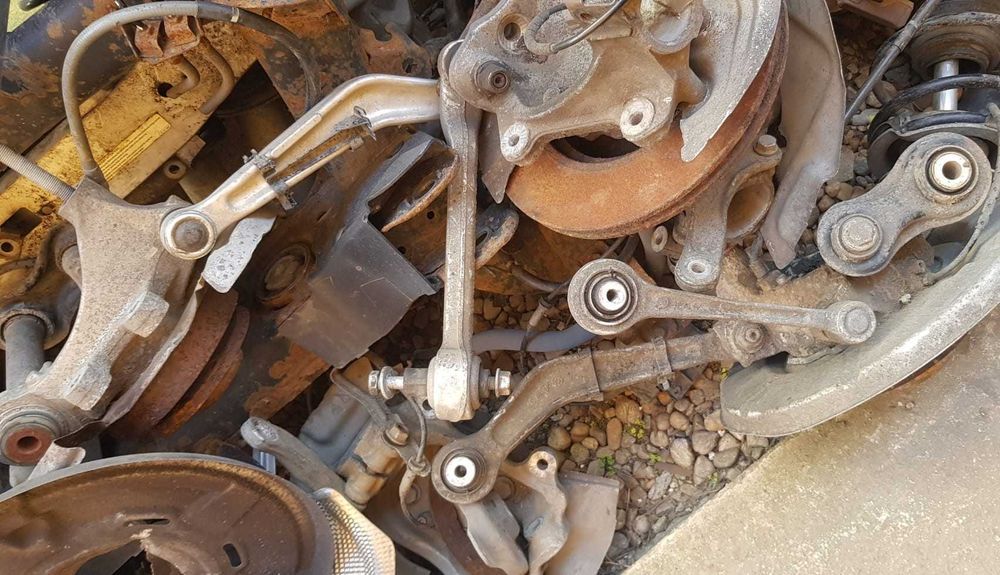 Bascula tampon Suport motor BMW E90 E60 E83 F10 F20 F30 Discuri Etrieri frana Brat BMW E90 E60 E83 F10 F20 F30