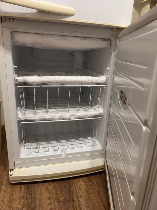 Холодильник в хорошем состоянии