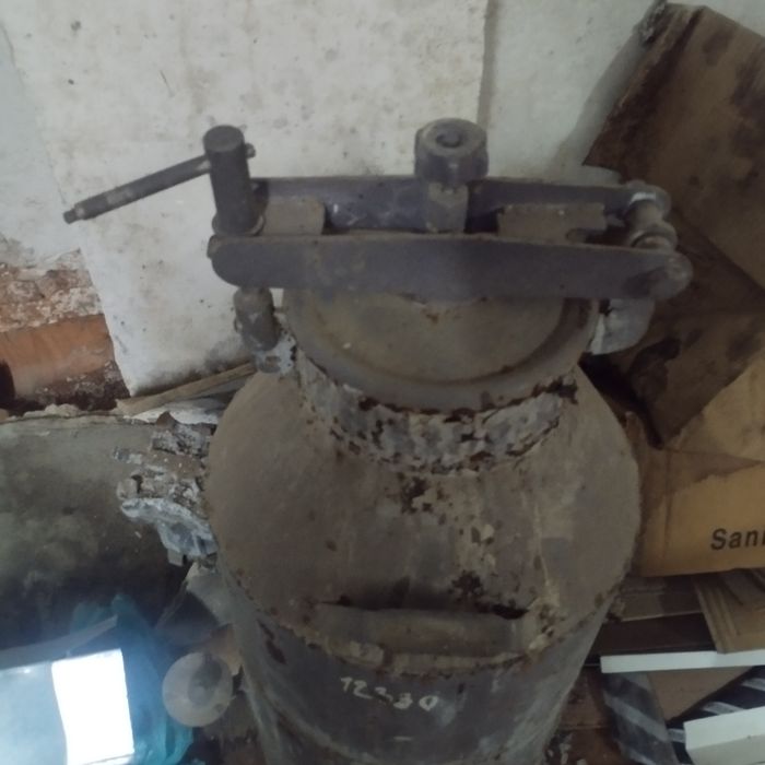 Продам кислородный баллон и генератор ацетилена