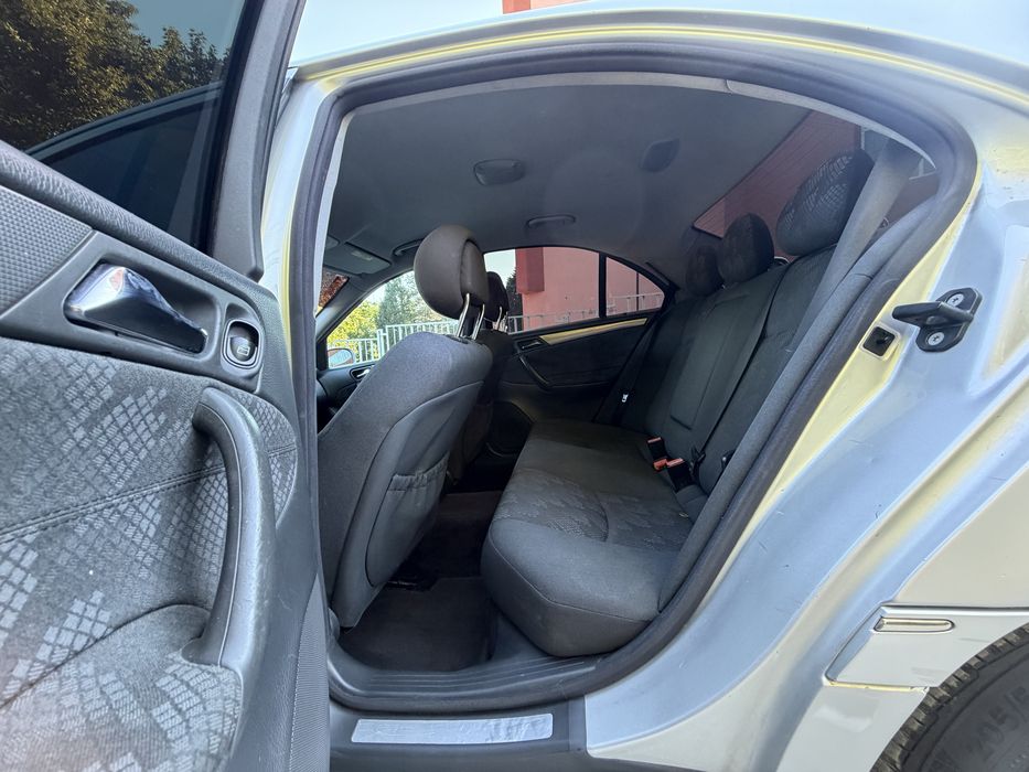 Mercedes C220CDI