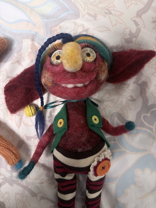 Ръчно изработени вълнени кукли