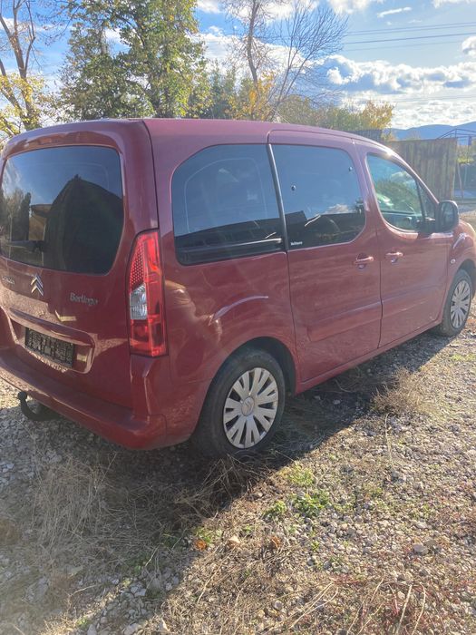 Citroen Berlingo 1.6HDI. На части. 2012г.