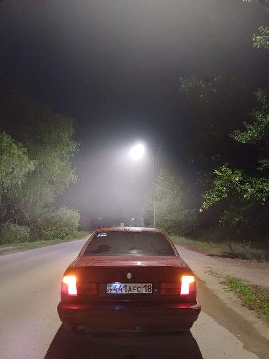 Бмв е34.          .