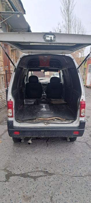 Дамас Ван 2013 сотилади