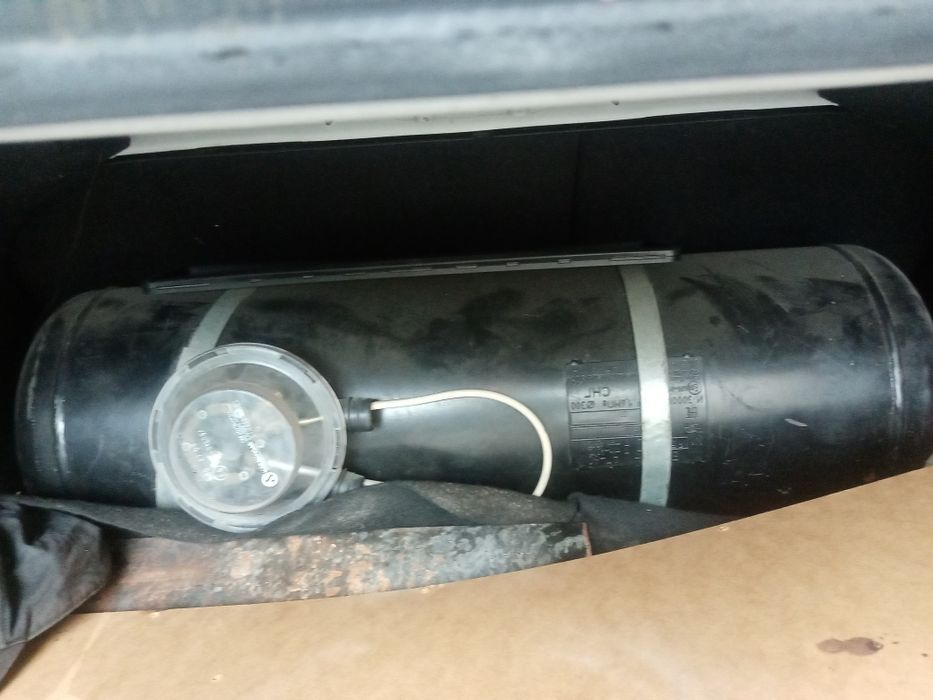 Газ балон на авто 45л