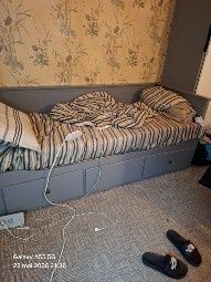 Vând mobilier IKEA pentru cameră tineret / dormitor