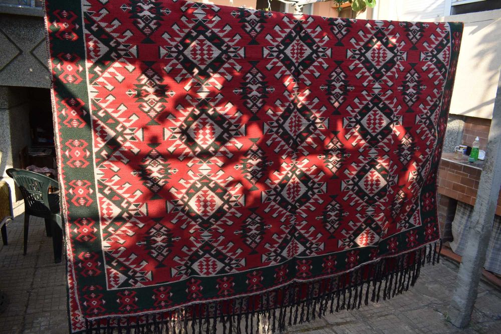 нов голям килим  килим