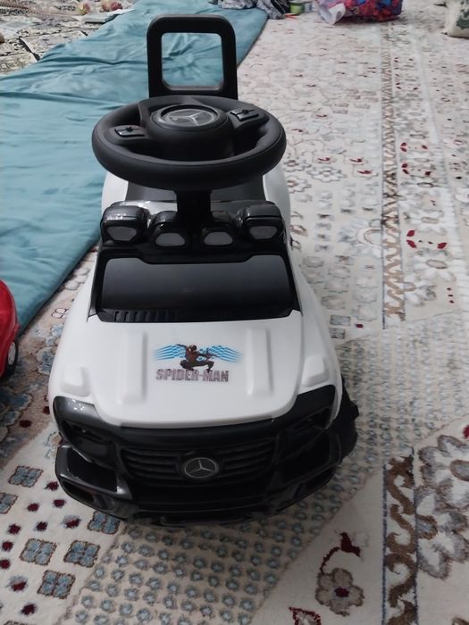 Машина детская мерседес