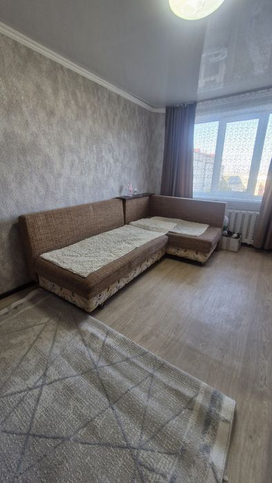 Продам диван угловой.в хорошем состоянии