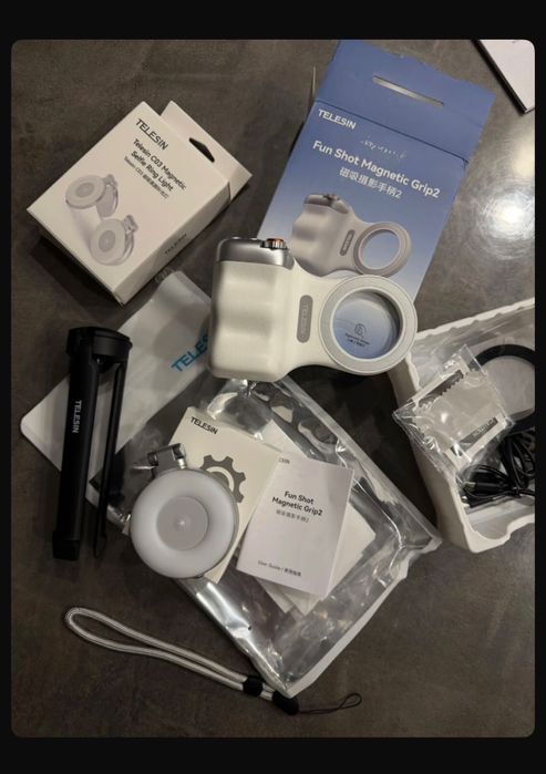 TELESIN Fun Shot Magnetic Grip2 + LED Ring Light