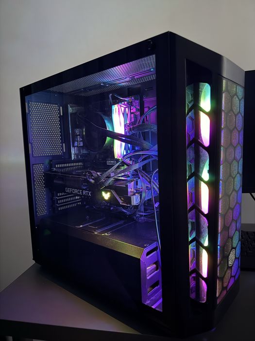 Настолен компютър 28GB RAM