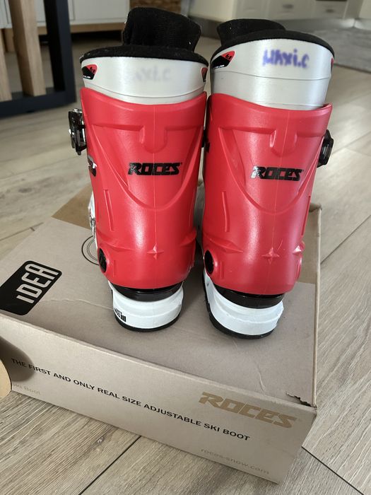 Vand clapari copii marime reglabila 25-29