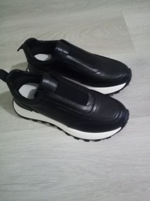 Продам женские красовки