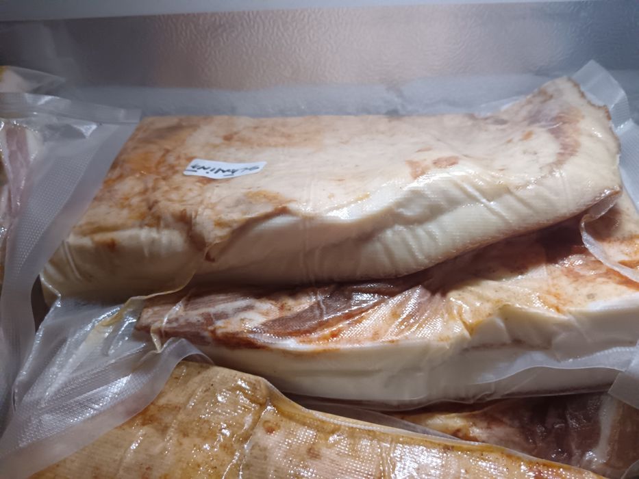 Vând slănină afumată