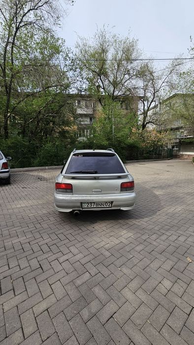 Subaru Impreza WRX 2 литра, моно турбо.