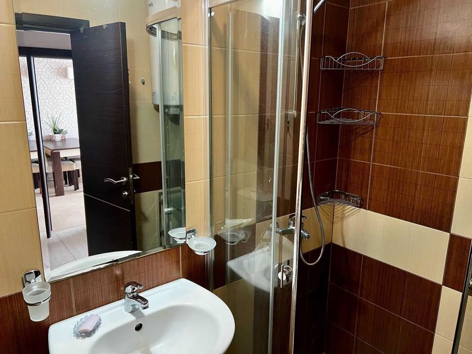 Продава се Двустаен апартамент в к.к. Слънчев бряг - 62 кв.м за 1420 €/кв.м - Снимка #9