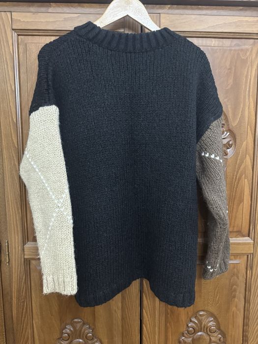 Румбоиден пуловер на Zara