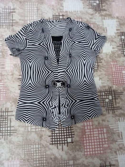 Кофточки женские