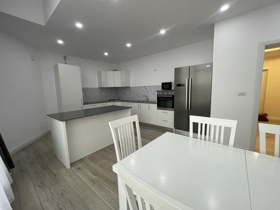 Apartament de inchiriat