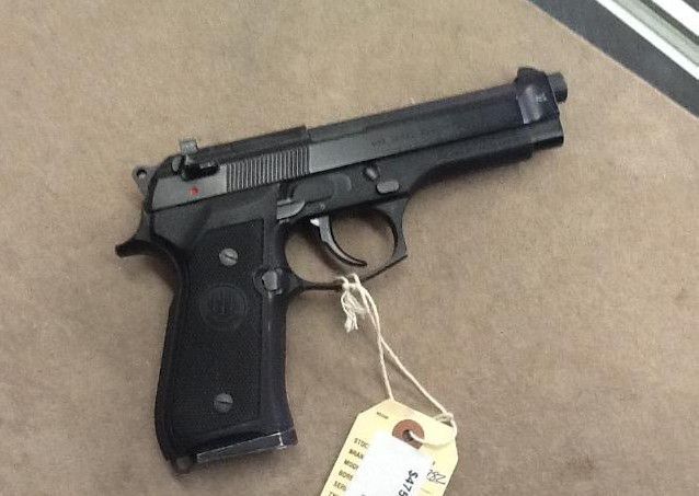 Pistol *MODIFICAT* airsoft beretta CO2 Cu AER COMPRIMAT