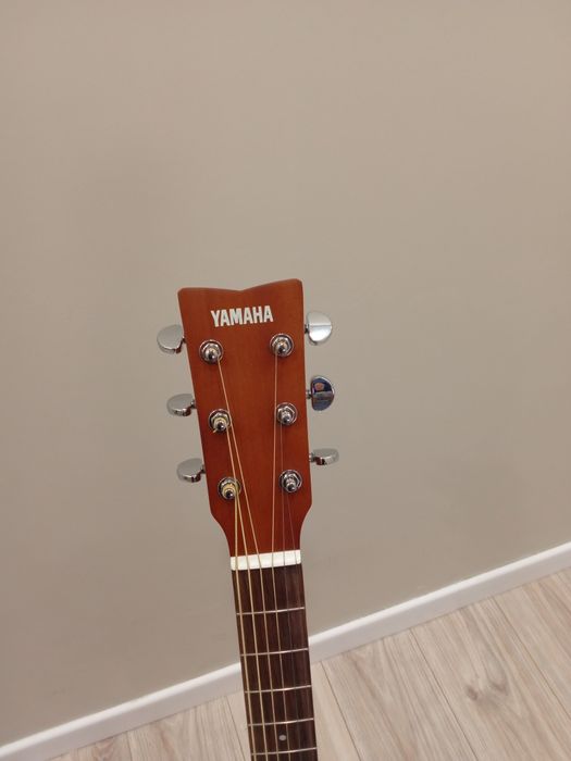 Гитара Yamaha fs400c