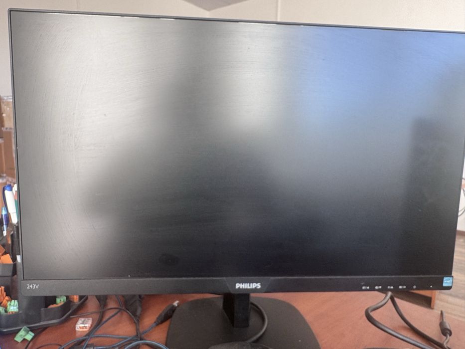 Продам монитор philips 24
