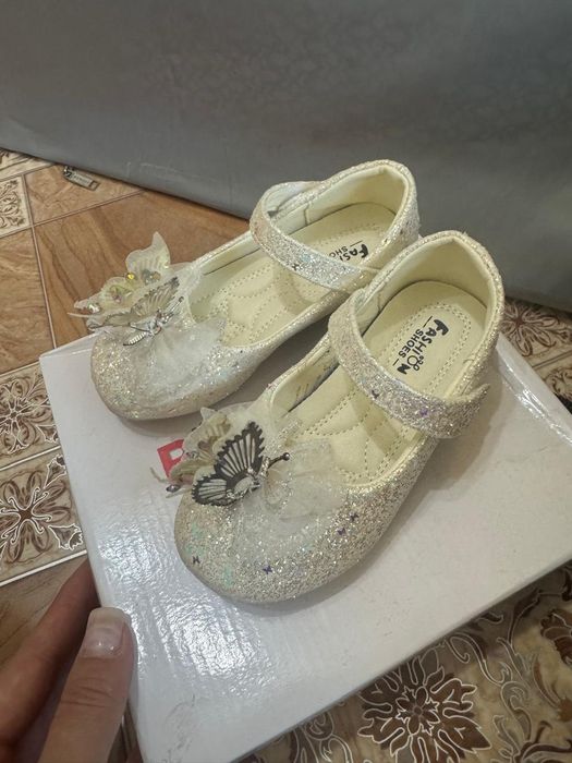Туфли детские новые