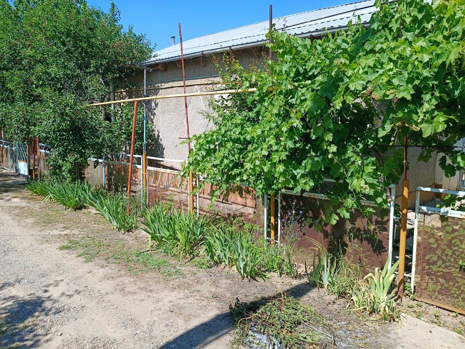 Продаётся благоустроенная дача в Кибрайском р-не, посёлок Майский