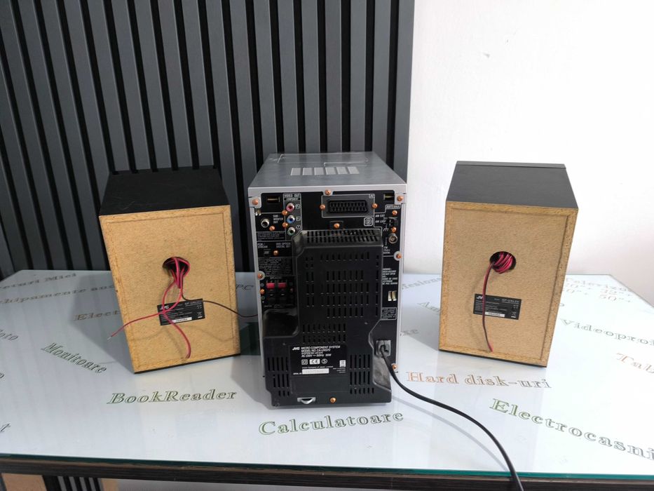 Sistem Micro Component JVC UX-G70 - 5-Disc DVD, FMAM, Boxe -Funcțional