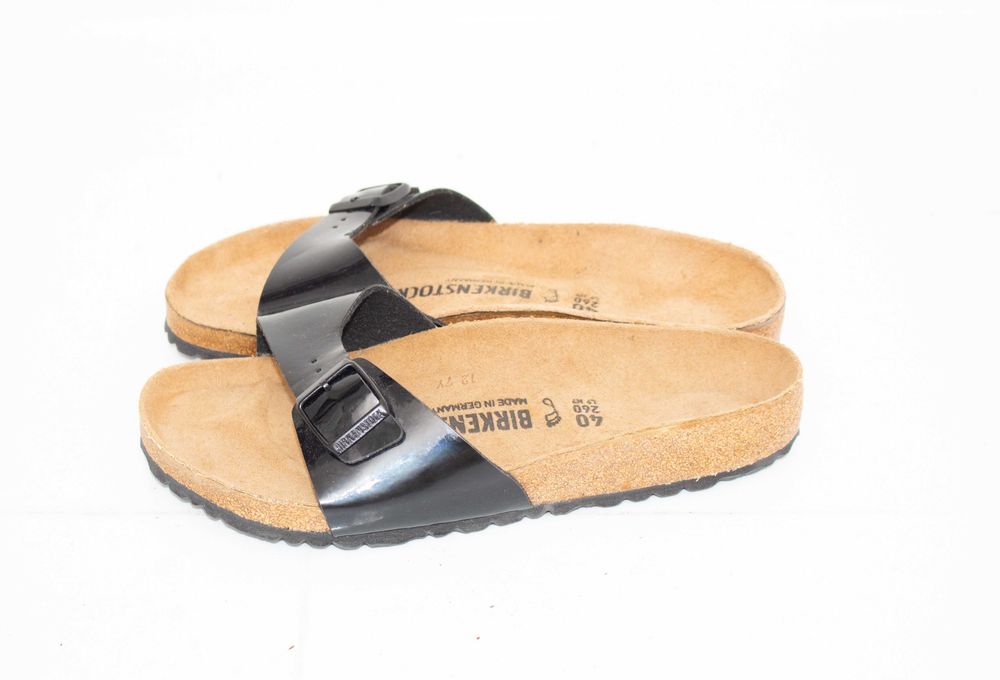 Birkenstock Madrid оригинални чехли черен лак с катарама унисекс 40