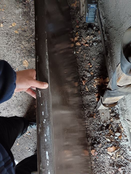 Железный дверь..