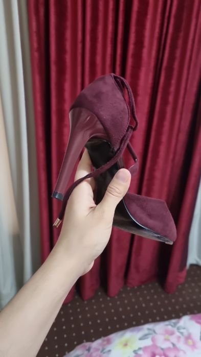 Продаётся туфельки размер 35