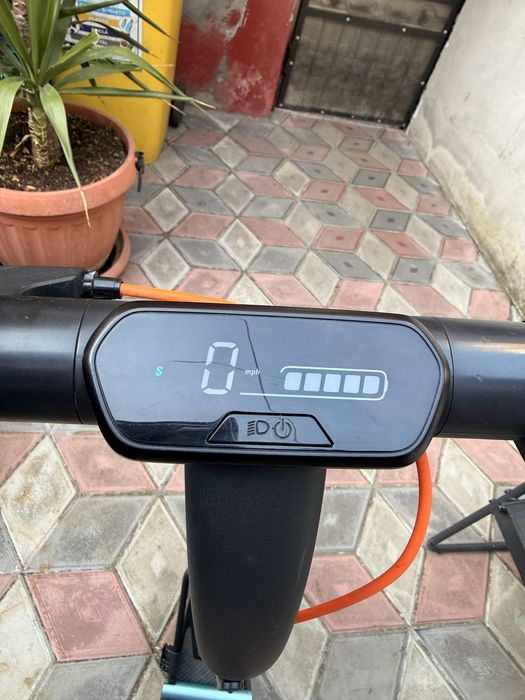 Vand trotineta electrica Ninebot E2 Pro