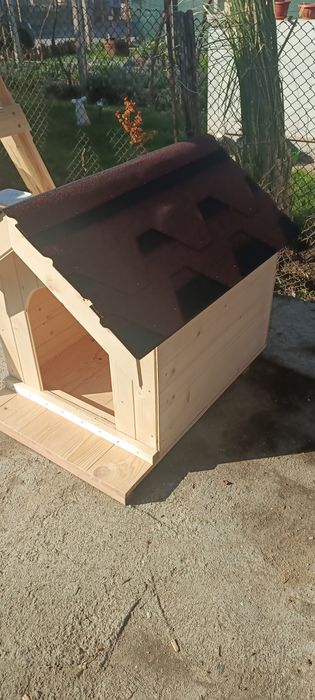 Къщи за кучета .