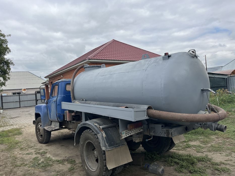 Продам ассенизатор хорошом состаяние