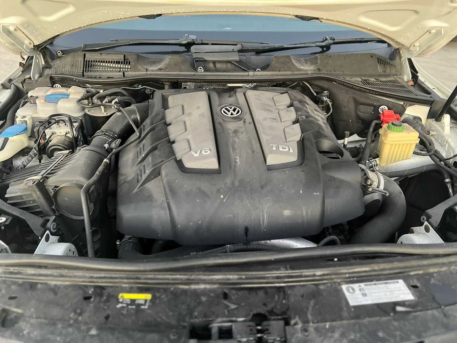 Compresor clima ac Volkswagen Touareg 7P 3.0 TDI CRC si alte piese