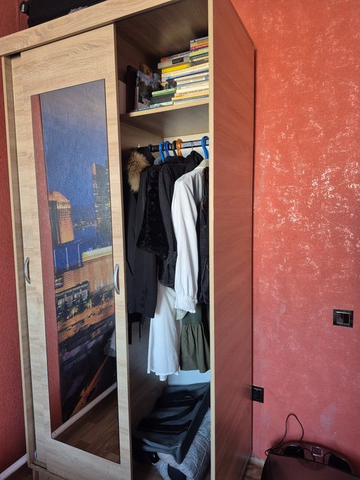 Продам срочно. Шкаф