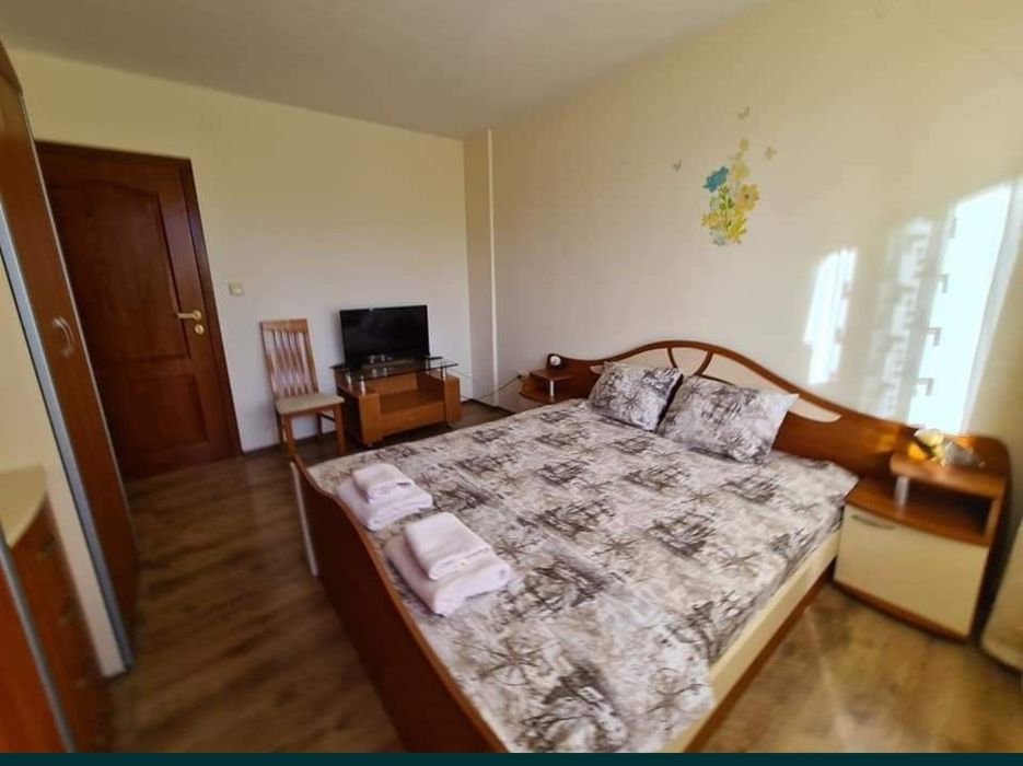 Дава се под наем Двустаен апартамент в Ахтопол - 65 кв.м за 45.9 € - Снимка #1