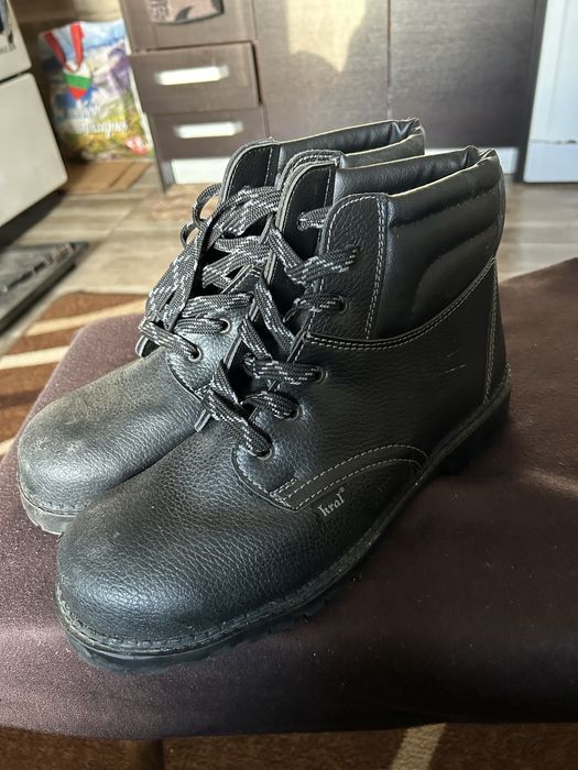 Нови мъжки зимни обувки