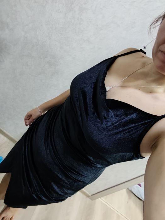 Чёрное платье велюр