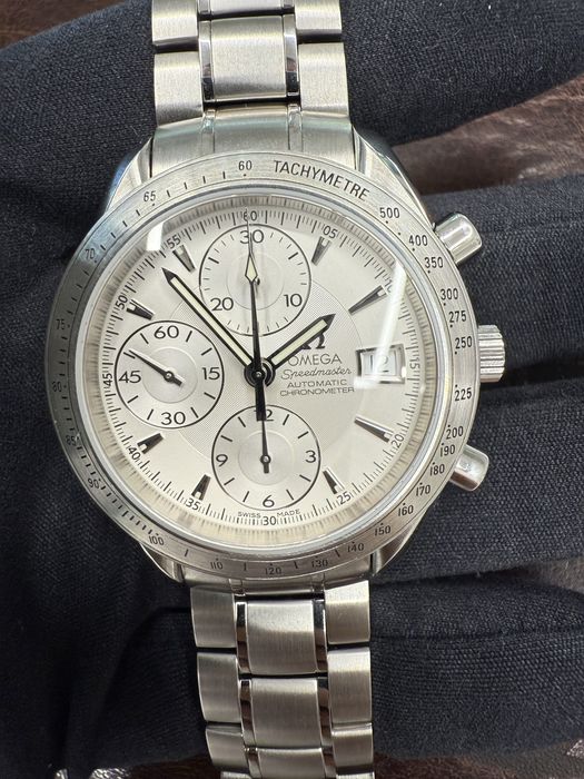 Omega Speedmaster Date 40 mm