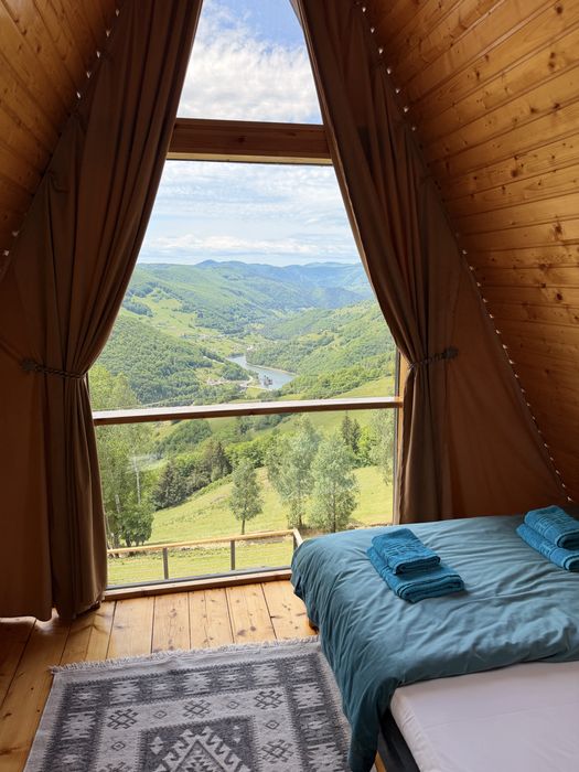 Cabana de inchiriat A-frame SkyDeck Cabin