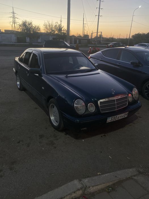 Продам W210 mercedes