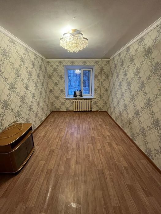 Продаётся 2 комн на Омеге