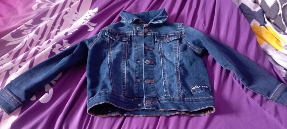 Дънков лот от две якета ново и като ново общо 30 лв,104-110,4-5 г.