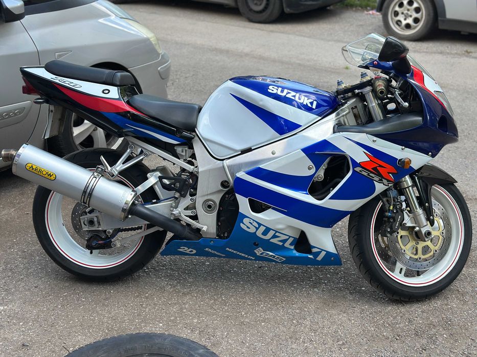 Сузуки GSXR 750 K2
