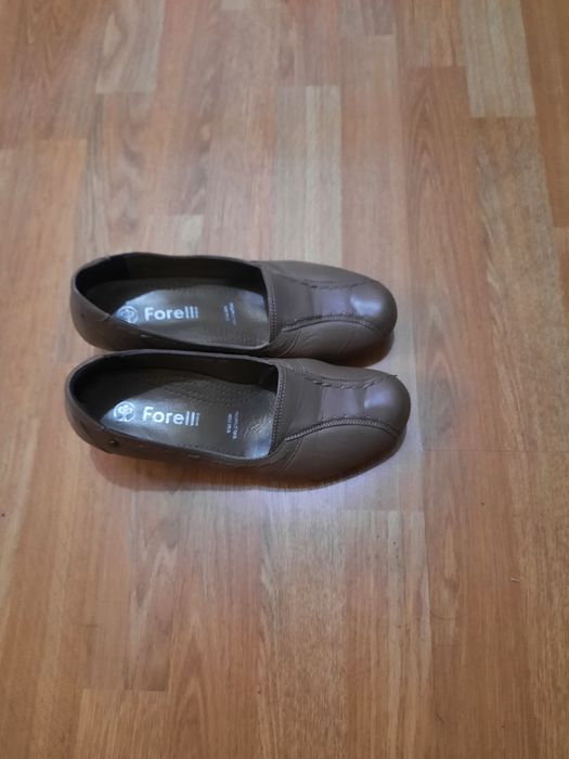 Женская обувь 39 размер