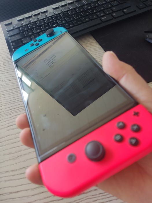 Продам Nintendo switch oled